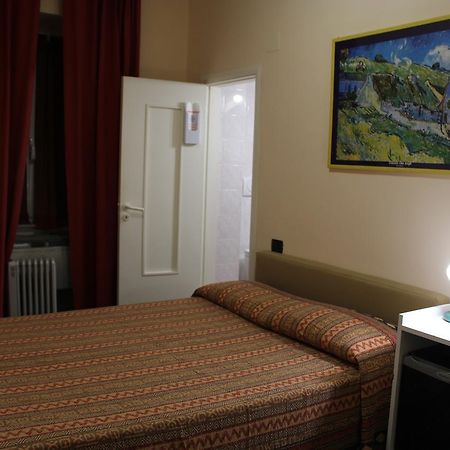 Hotel Agnello D'Oro Genova ภายนอก รูปภาพ