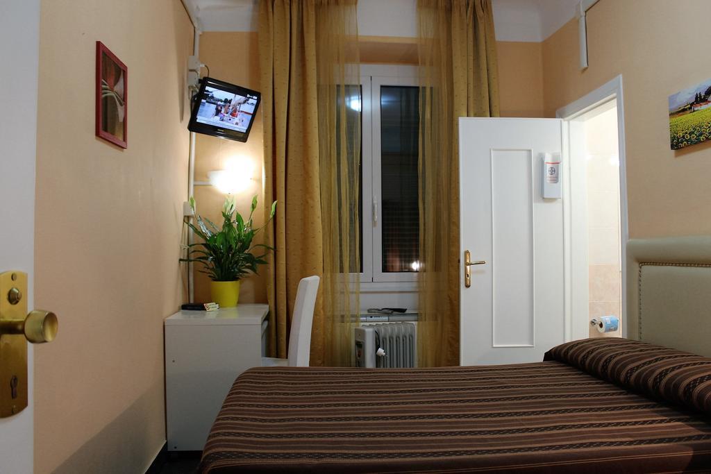 Hotel Agnello D'Oro Genova ภายนอก รูปภาพ
