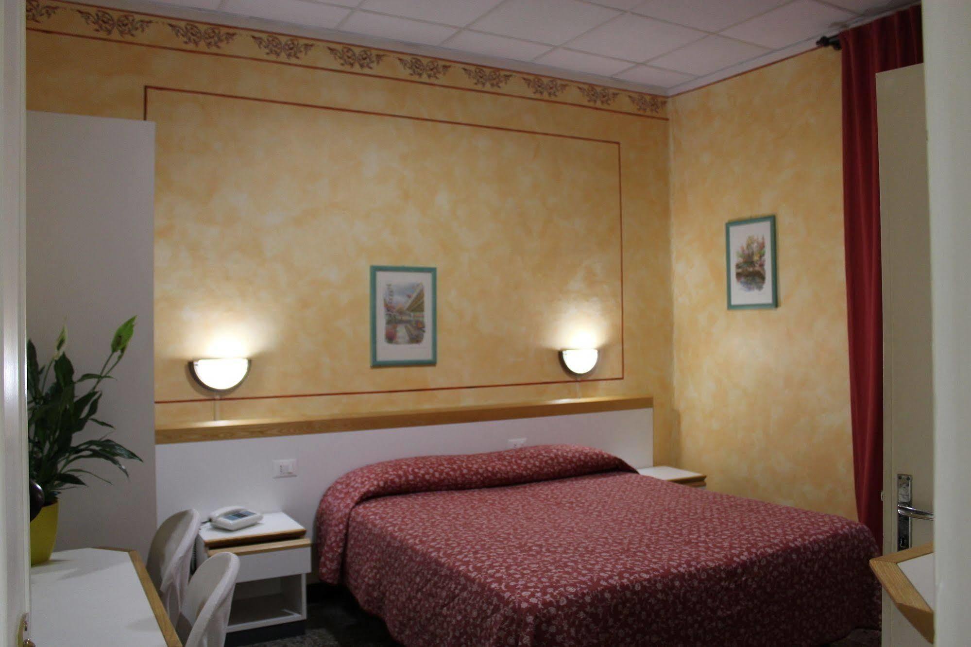 Hotel Agnello D'Oro Genova ภายนอก รูปภาพ