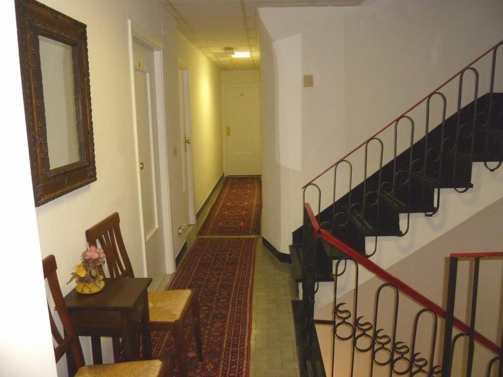 Hotel Agnello D'Oro Genova ภายนอก รูปภาพ