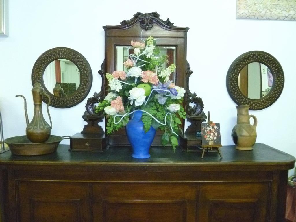 Hotel Agnello D'Oro Genova ภายนอก รูปภาพ
